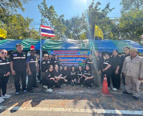 ในวันที่ 30 ธันวาคม 2568 นายเข็มพร พุทธเสน ปลัด อบต.ลุมพุก นำคณะเจ้าหน้าที่ อบต. ร่วมกิจกรรม เปิดจุดบริการประชาชน ช่วงเทศกาลปีใหม่ 2569 (30 ธ.ค.68 - 5 ม.ค. 69) 7 วัน ขององค์การบริหารส่วนตำบลลุมพุก จุดที่ 1 หน้าโรงเรียนวุฒิศักดิ์คุรุราษฎร์อุปถัมภ์ 